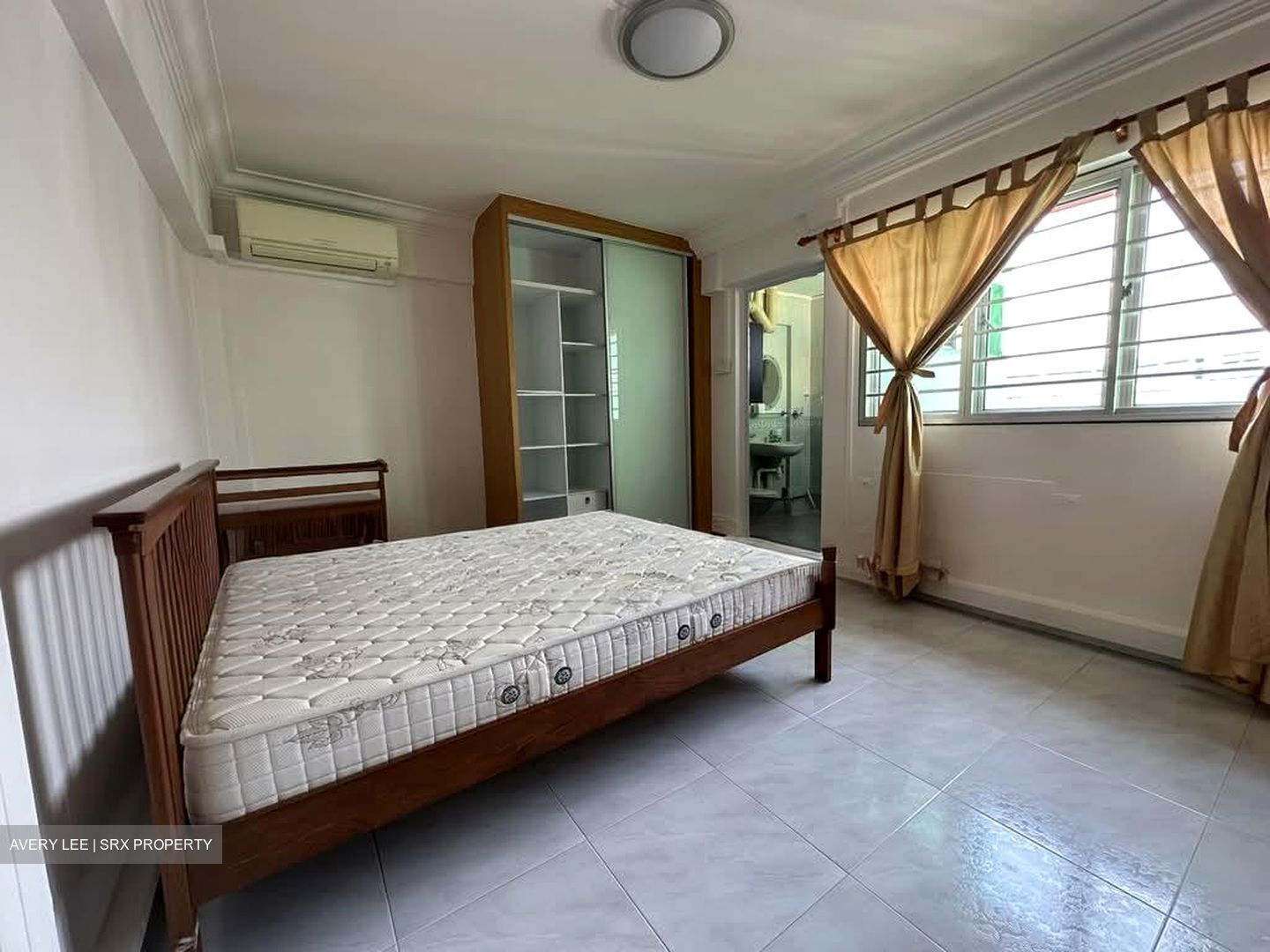 Blk 240 Yishun Ring Road (Yishun), HDB 5 Rooms #527274881